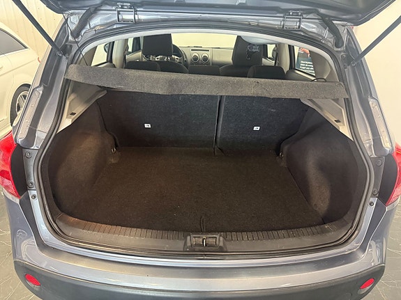 Nissan Qashqai 23 of 23