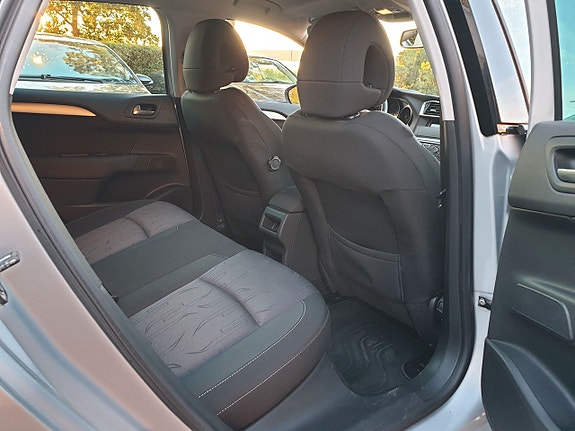 Citroen C4 13 of 20