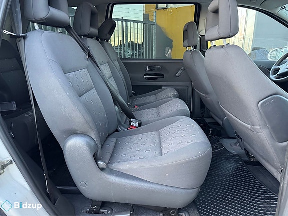 Volkswagen Sharan 17 of 21