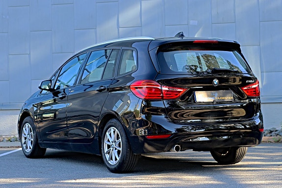 BMW 218 5 of 14
