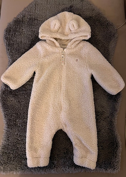 Product image 18 of 24