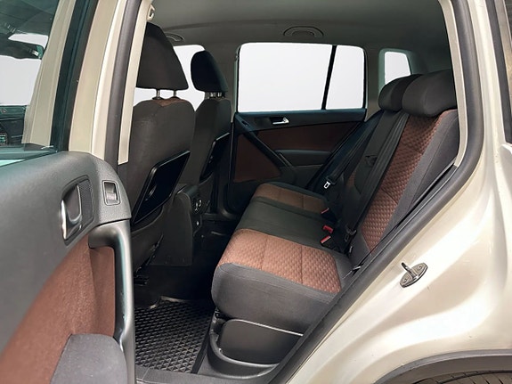 Volkswagen Tiguan 13 of 21