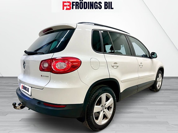 Volkswagen Tiguan 6 of 21