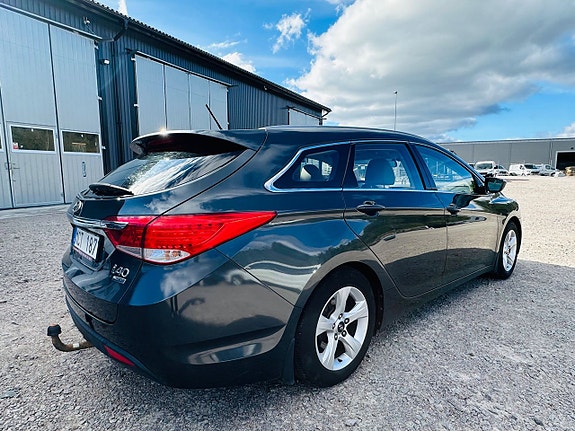 Hyundai i40 3 of 14