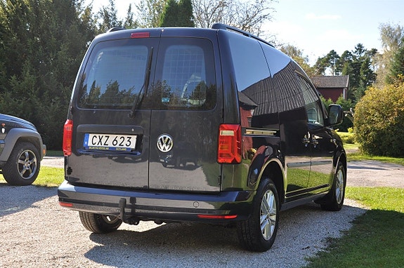 Volkswagen Caddy 4 of 5