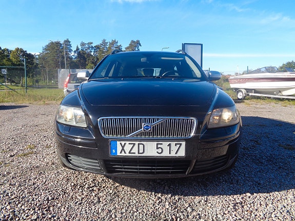 Volvo V50 7 of 16