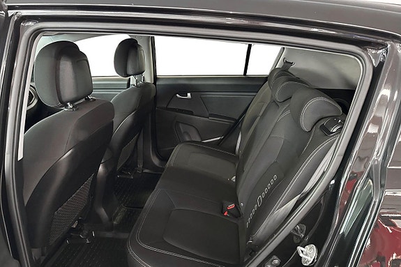 Kia Sportage 10 of 17