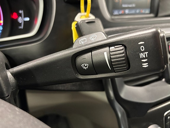 Volvo V40 27 of 27