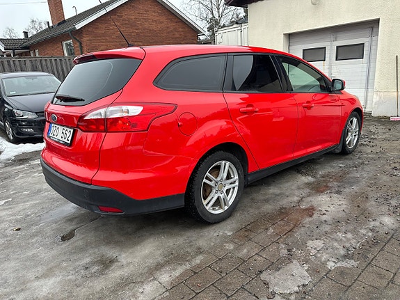 Ford Focus 5 of 5