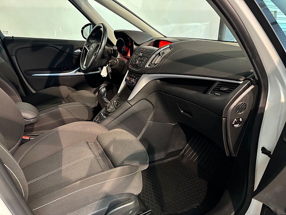 Opel Zafira 7 of 12