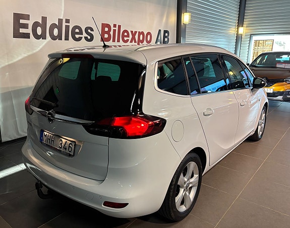 Opel Zafira 4 of 5