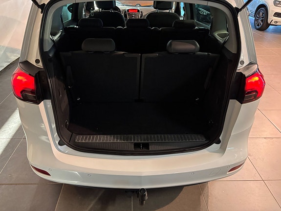 Opel Zafira 11 of 12