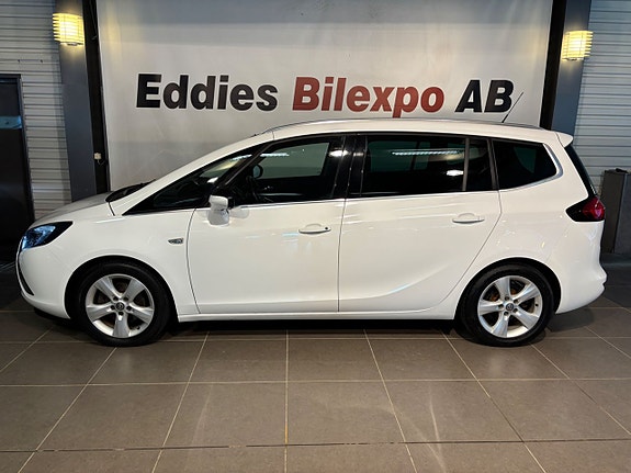 Opel Zafira 2 of 5