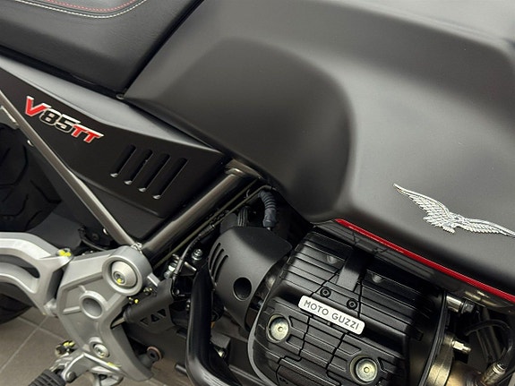 Moto Guzzi V85 TT V-Twin,76hk 6 of 10