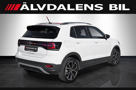 Volkswagen T-Cross 3 of 5