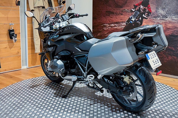 BMW R 1250 RS |Akrapovic|Sidoväskor|NYA DÄCK|ALLA PAKET| SE SPEC| 4 of 5