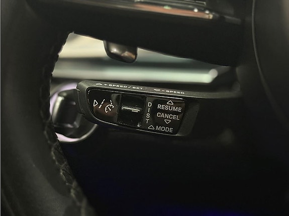 Porsche Panamera 4 26 of 26