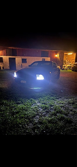 Ford Mustang 4 of 6