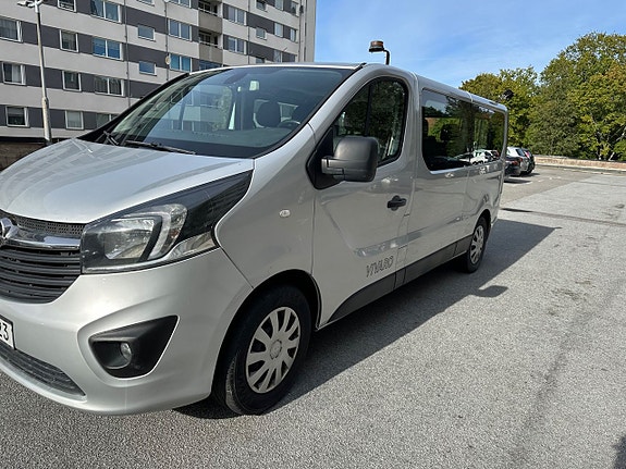 Opel Vivaro 3 of 5
