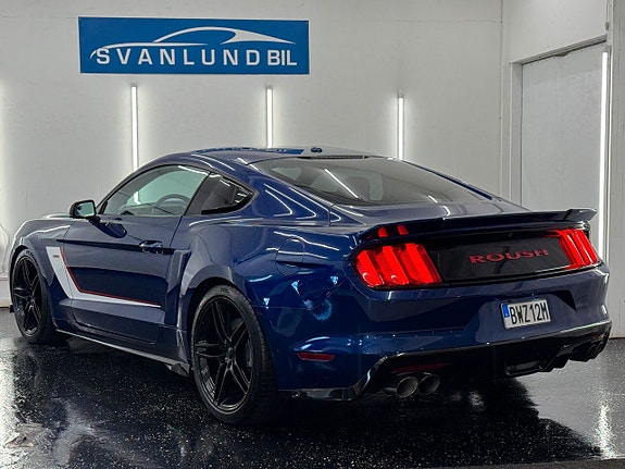 Ford Mustang 5 of 5