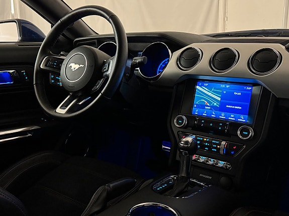Ford Mustang 15 of 26