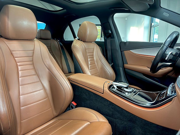 Mercedes-Benz E220 d 10 of 18