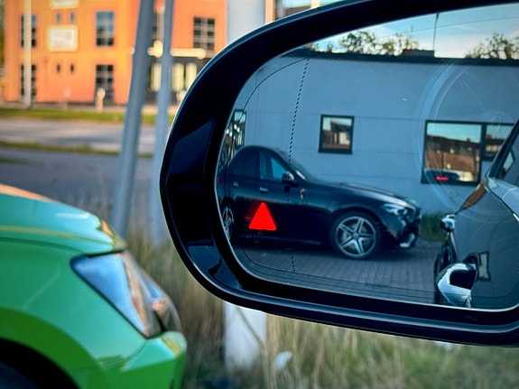 Mercedes-Benz E220 d 18 of 18
