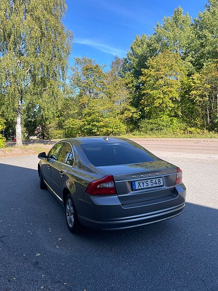 Volvo S80 13 of 16