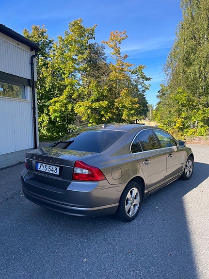 Volvo S80 12 of 16