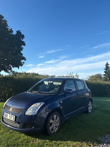 Suzuki Swift 2 of 2