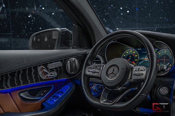 Mercedes-Benz GLC400 d 22 of 22