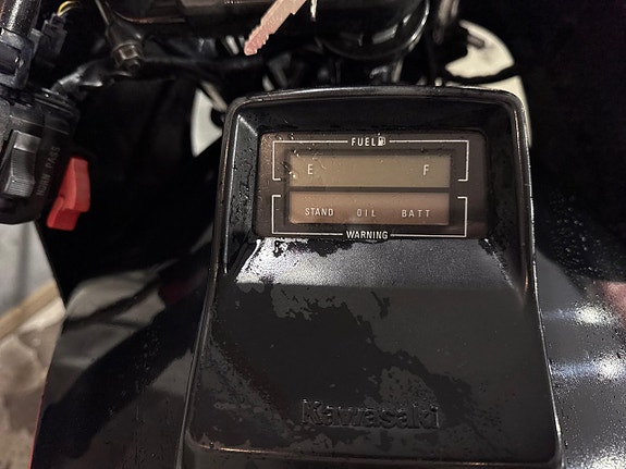 Kawasaki Zx 750-a1 /GP 12 of 21