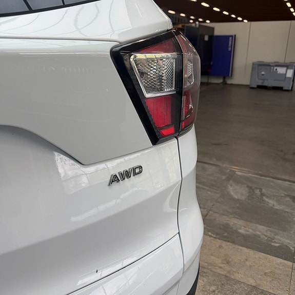 Ford Kuga 7 of 12