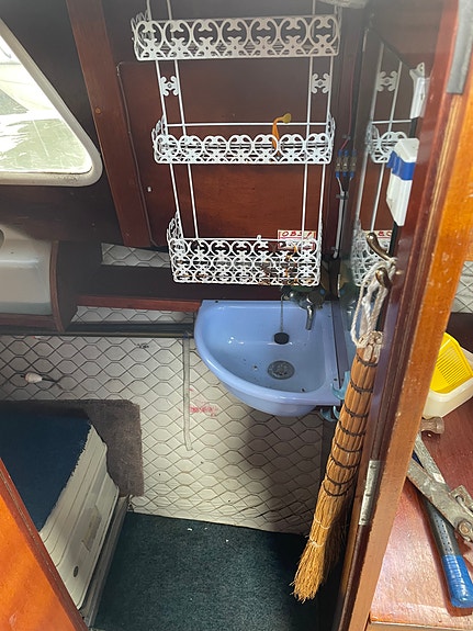 Oxelö 26 1970 Volvo Penta 14 of 15