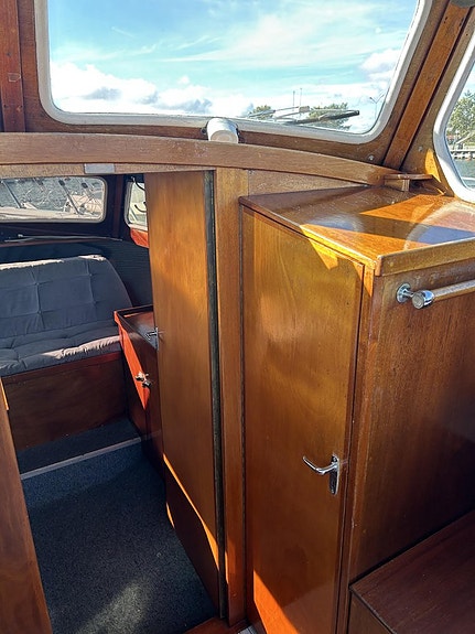 Oxelö 26 1970 Volvo Penta 11 of 15