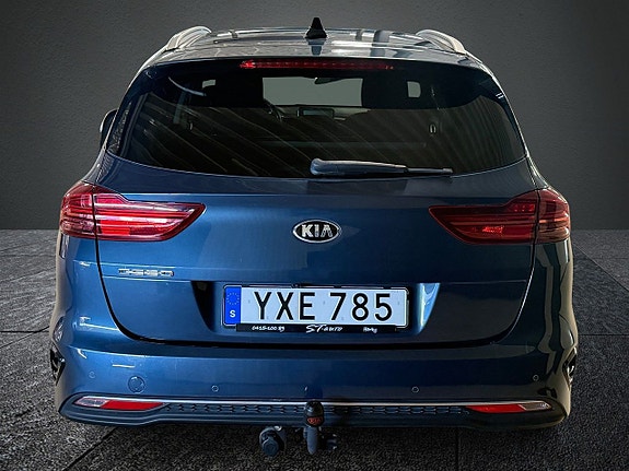 Kia Ceed 4 of 11