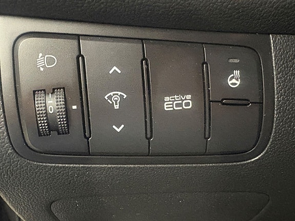Kia Ceed 10 of 17