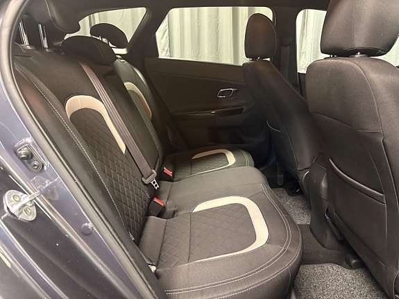 Kia Ceed 11 of 17