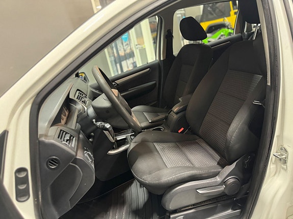 Mercedes-Benz B180 8 of 8