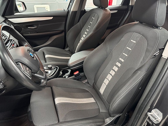 BMW 220d 15 of 27