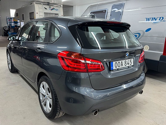BMW 220d 9 of 27