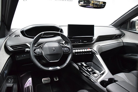 Peugeot 3008 4 of 5