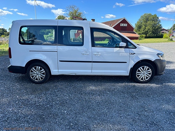 Volkswagen Caddy Maxi 4 of 5