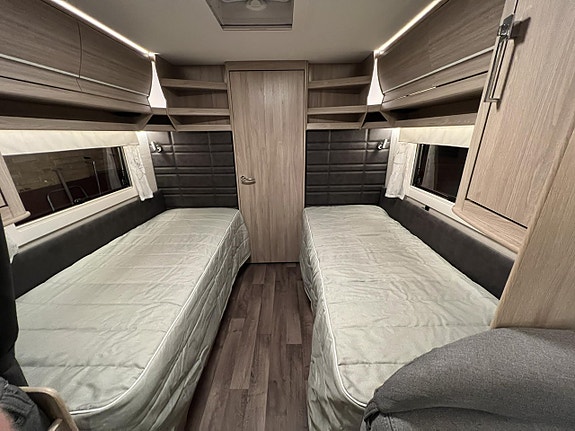 KABE ROYAL 630 TDL FK KS med AC / Mover / Frontkök / Förtält 8 of 11