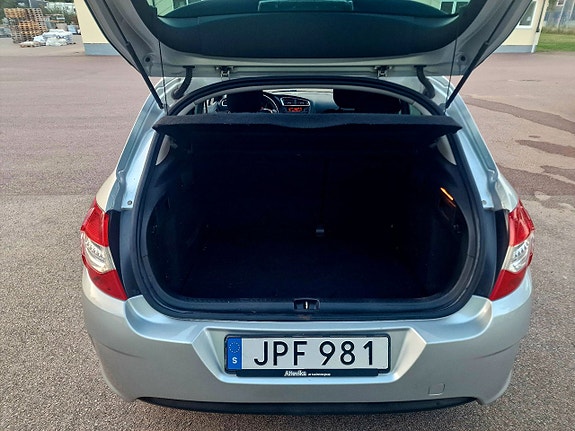 Citroen C4 13 of 20