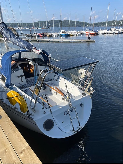 Beneteau first 29 ’85 2 of 5