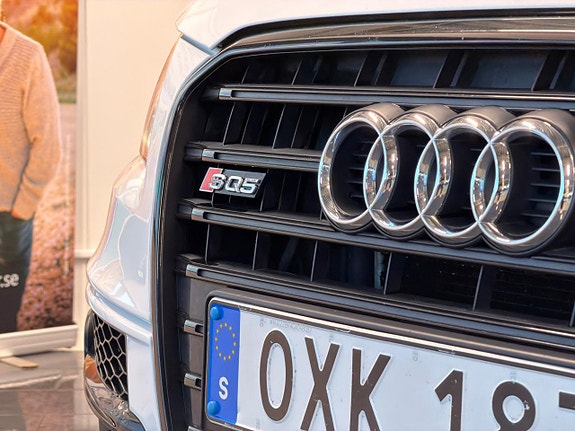 Audi SQ5 3 of 27