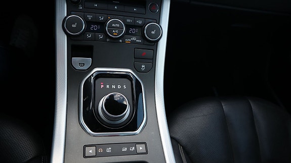 Land Rover Range Rover Evoque 19 of 25
