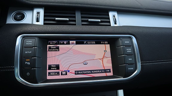 Land Rover Range Rover Evoque 18 of 25