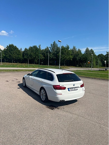 BMW 520 4 of 5